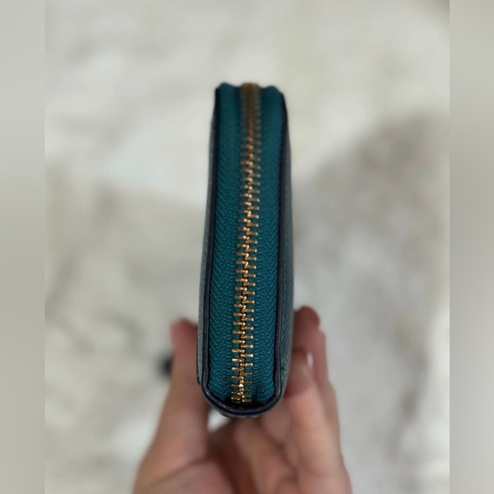 Coach teal leather long zippy wallet - Picture 6 of 9